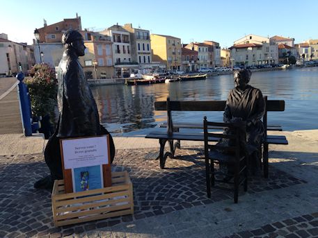 des livres dans la ville